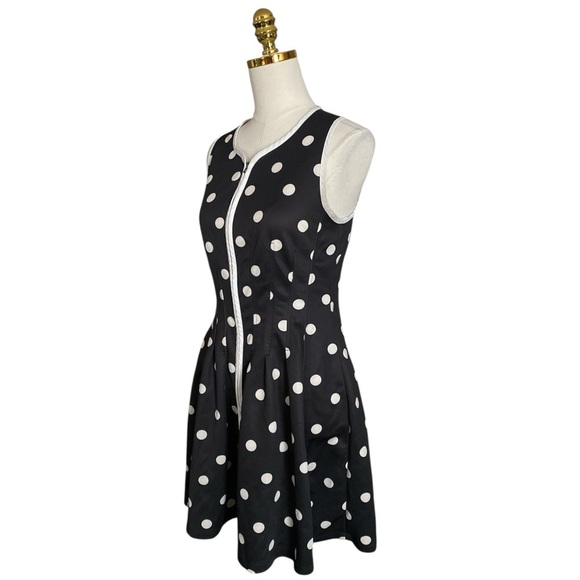 Betsey Johnson Black Sleeveless Seamed Polka-Dot Fit Flare Dress Size 6 - Picture 5 of 9